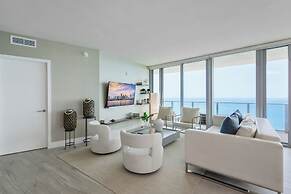 Luxury Beachfront Condo