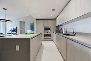 Luxury Beachfront Condo