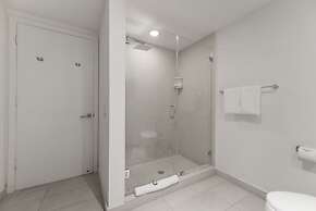 Luxury Beachfront Condo