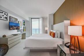 Luxury Beachfront Condo