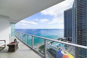 Luxury Beachfront Condo