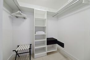 Luxury Beachfront Condo