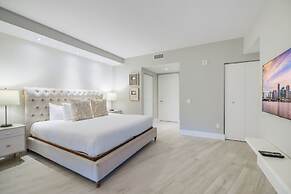 Luxury Beachfront Condo