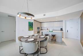 Luxury Beachfront Condo