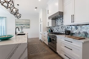 Sizzling Summer Rates at Surf Side Beach House  GULF VIEWS Elevator (B