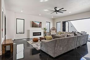 The Sand Hollow Retreat #h8 7 Bedroom Home