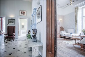 Rumwell Park - 8 Bedroom Manor House- Taunton