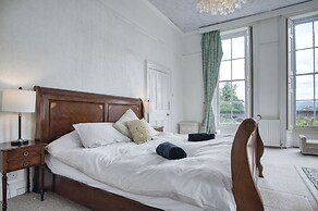 Rumwell Park - 8 Bedroom Manor House- Taunton