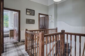 Rumwell Park - 8 Bedroom Manor House- Taunton