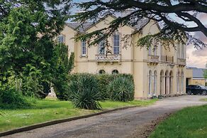 Rumwell Park - 8 Bedroom Manor House- Taunton