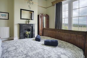 Rumwell Park - 8 Bedroom Manor House- Taunton