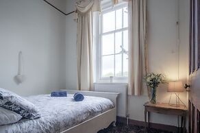 Rumwell Park - 8 Bedroom Manor House- Taunton