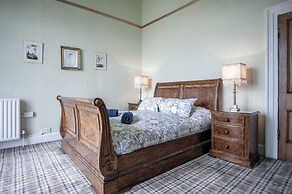 Rumwell Park - 8 Bedroom Manor House- Taunton