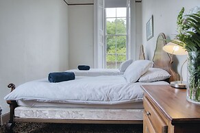 Rumwell Park - 8 Bedroom Manor House- Taunton