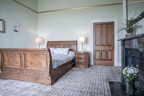 Rumwell Park - 8 Bedroom Manor House- Taunton