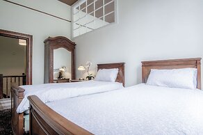 Rumwell Park - 8 Bedroom Manor House- Taunton