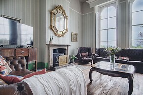 Rumwell Park - 8 Bedroom Manor House- Taunton