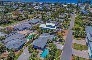 Salt Air East managed by Beach Retreats