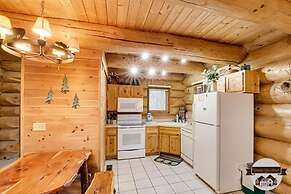 Snow Hill - Secluded W/ Mountain Views 2 Bedroom Cabin by RedAwning