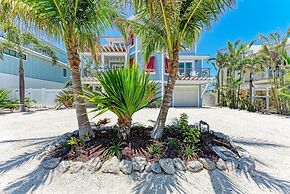 Chasing Sunsets managed by Beach Retreats