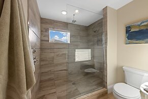 Chasing Sunsets managed by Beach Retreats