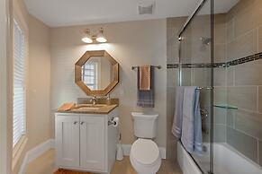 Chasing Sunsets managed by Beach Retreats