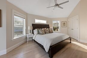 Chasing Sunsets managed by Beach Retreats