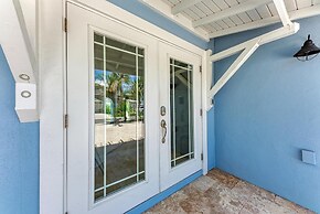 Chasing Sunsets managed by Beach Retreats