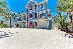 Chasing Sunsets managed by Beach Retreats