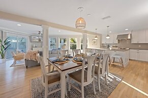 Chasing Sunsets managed by Beach Retreats