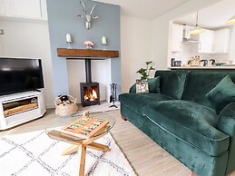 6 Hillside Cottages