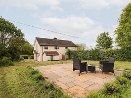 6 Hillside Cottages