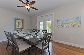 Paradise Found managed by Beach Retreats