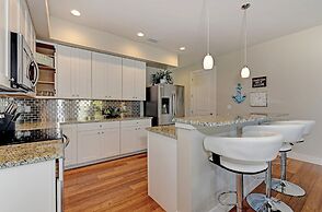 Paradise Found managed by Beach Retreats