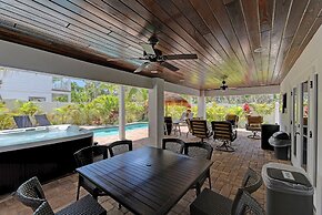 Paradise Found managed by Beach Retreats