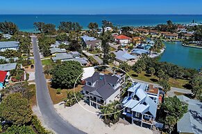 Vitamin Sea managed by Beach Retreats