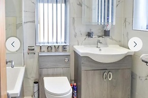 The Hawthorns Large Detached 3 Bedroom Family Home