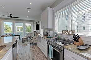 Mermaid's Landing managed by Beach Retreats