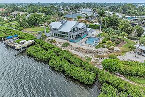 Bay House Retreat managed by Beach Retreats