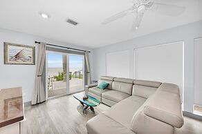 Bay House Retreat managed by Beach Retreats