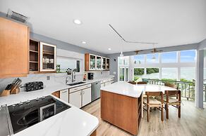 Bay House Retreat managed by Beach Retreats