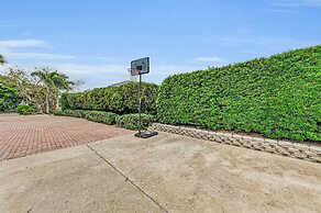 Bay House Retreat managed by Beach Retreats