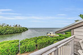 Bay House Retreat managed by Beach Retreats