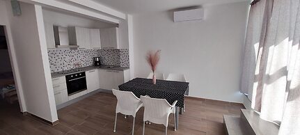 S1-spacious Studio With the sea View & use of Pool