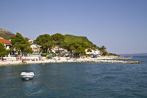 S1-spacious Studio With the sea View & use of Pool