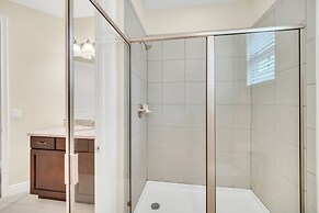 8-Bedroom Villa with Theater Near Disney 8 Home by RedAwning