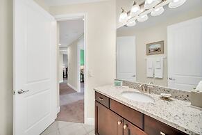 8-Bedroom Villa with Theater Near Disney 8 Home by RedAwning