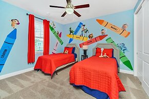 8-Bedroom Villa with Theater Near Disney 8 Home by RedAwning