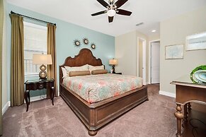 8-Bedroom Villa with Theater Near Disney 8 Home by RedAwning