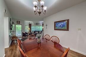 Ic 102 Comal Float Inn 2 Bedroom Condo by RedAwning